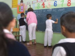 Las cifras reportadas recaban el número de planteles o espacios que funcionan como escuelas. ARCHIVO /