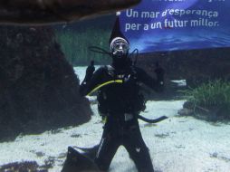 El delantero de 26 años recibió entrenamiento para realizar el acto. EFE /