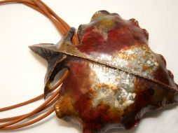 El diseñador Cabral resalta que en México falta que se conozcan detalles importantes para poder apreciarla. www.carlos-cabral.com ESPECIAL /