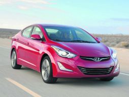 FLUIDO. Las formas son similares a las que vemos en el Attitude de hoy, sólo las proporciones marcan la diferencia.  /