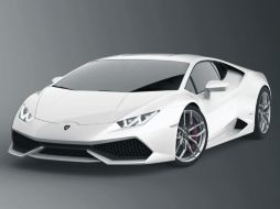 El Huracán alcanza una velocidad tope de 325 kmh.  /