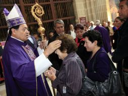 Norberto Rivera oficia la homilía dominical en la Catedral Metropolitana. NTX /