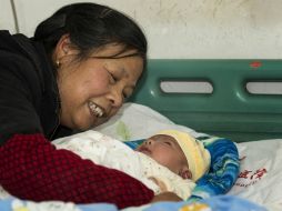 En este país las políticas de planeación familiar son muy estrictas, por lo que es raro este caso. AP /