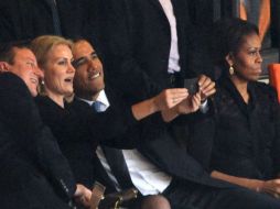 Barack Obama ha sido personaje de 'selfies', que es otra de las palabras que marcó tendencia en este año. ARCHIVO /
