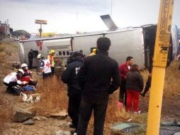 El accidente ocurrió sobre el kilómetro 7.5 de la carretera Monterrey-Saltillo. ESPECIAL /
