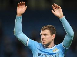 Un gol en la segunda parte del bosnio Edin Dzeko (66) le dio los tres puntos a los locales. EFE /