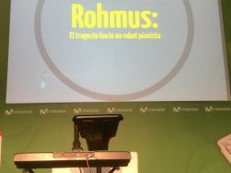 Imagen de la presentación del robot. Tomada de @jose_knepa  /