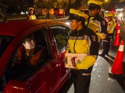 La secretaría llevará a cabo las pruebas de alcoholimetría durante los festejos de Año Nuevo. ARCHIVO /