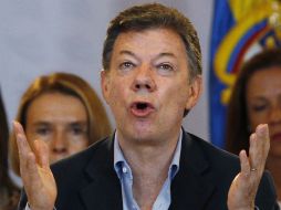 El atraso de sus rivales también a ayudado a Santos a ser el favorito en las elecciones de mayo. ARCHIVO /