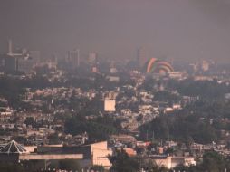 En promedio, en un día de cada tres la calidad del aire es mala en la Zona Metropolitana de Guadalajara. ARCHIVO /