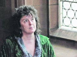 El encuentro. La poeta escocesa Carol Ann Duffy llega a México, tendrá dos eventos. AP /
