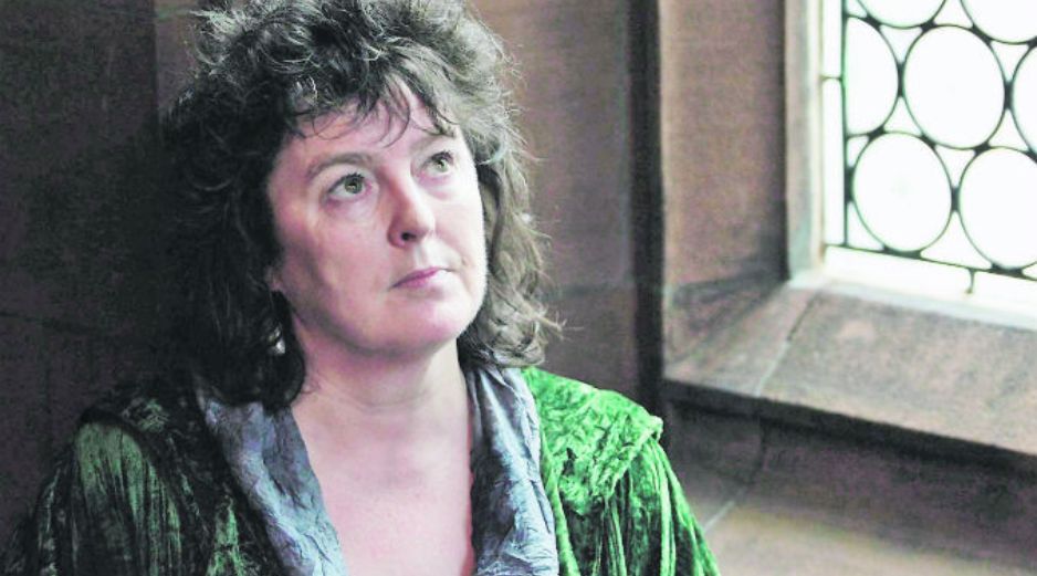 El encuentro. La poeta escocesa Carol Ann Duffy llega a México, tendrá dos eventos. AP /