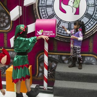 Niños envían cartas a Reyes Magos, ya sea en correo o e-mail