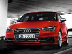 La compañía alemana refuerza su liderazgo en innovaciones lumínicas y deja en la penumbra a sus competidores.FOTO: Audi.com ESPECIAL /