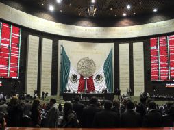 El PRD indica que la reforma no podía ser aprobada en 'fast track' en la Cámara de Diputados. ARCHIVO /