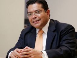 Valdivia Machuca, se citará este lunes ante el presidente  colombiano Juan Manuel Santos. FOTO: Facebook. ESPECIAL /