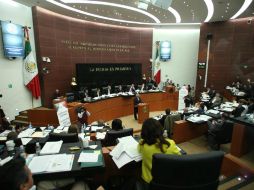 En la Cámara de Senadores, la discusión de las leyes secundarias está condicionada por el PAN y el PRD. ARCHIVO /