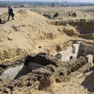 Descubren en Egipto tumba de un faraón desconocido