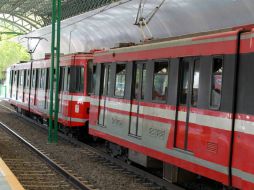 El gobernador del Estado remitió un documento para acelerar la inversión para la ampliación del Tren Ligero. ARCHIVO /