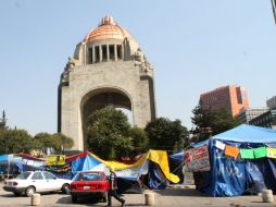 Calculan que se encuentren entre 200 a 300 casas de campaña nuevas sobre la Plaza de la República. SUN /