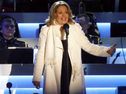Fleming cantó el himno nacional antes del segundo juego de la Serie Mundial de 2003 en el Yankee Stadium. AP /