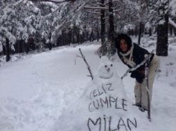 La imagen está acompañada con el texto '¿En serio ya pasó un año?'. ESPECIAL /