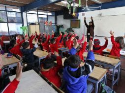 11 mil 170 escuelas públicas perciben aportaciones de padres de familia, pero no se tiene registro del destino de estos recursos. ARCHIVO /