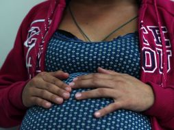 Las complicaciones durante el embarazo pueden ser detectados a tiempo siempre y cuando la mujer acuda de manera oportuna. ARCHIVO /