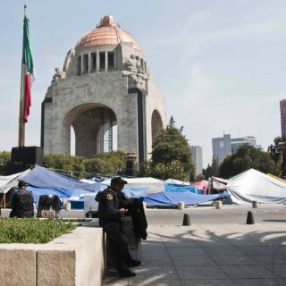 La CNTE logra eliminar sanciones por plantón