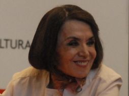 No es cierto que te mueres de hambre si eres escritor, afirmó la escritora mexicana. ARCHIVO /