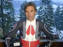 Hubertus Von Hohenlohe, representante mexicano de 55 años, vestirá de mariachi durante sus competencias. Foto: @NBCOlympics. ESPECIAL /