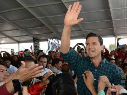 Peña Nieto afirma que el mundo ha aprendido a combatir la influenza. Foto: Facebook. ESPECIAL /