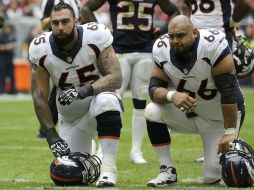 Ramírez (d) y Vásquez llevan una gran amistad desde sus años universitarios y hoy con los Broncos. AP /
