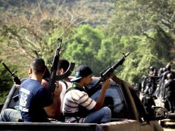 Alfredo Castillo asegura que el rescate de Michoacán requiere de la participación de todos los actores. ARCHIVO /