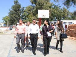 El alcalde recorrió la unidad deportiva Héroes de Chapultepec. ESPECIAL /