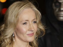 En su artículo, la británica reconoce sentirse más orgullosa de sus años como madre soltera que de ninguna otra etapa. ARCHIVO /