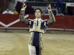 Sebastián Castella abre la tarde de mañana el cartel de cuatro espadas. ARCHIVO /