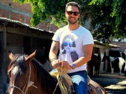 Esta es una de las fotografías que Harry había compartido en internet antes de que ya no se supiera de él. ESPECIAL /