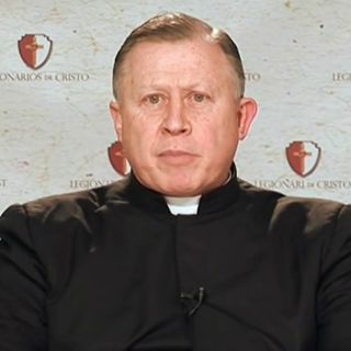 Nuevo líder de legionarios habla sobre pederastia