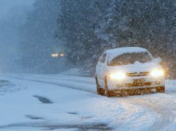 El sur de Estados Unidos padece la cercanía de una tormenta invernal que podría cubrir la región con hielo y nieve. AP /