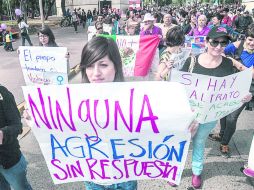 Una manifestación por las calles de la Perla Tapatía reprocha la falta de respuesta de las autoridades.  /