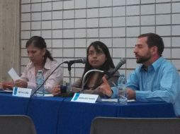 Los participantes de este foro fueron Rocío Morgan, la alumna Laura Neftaly López y el profesor Bernardo Masini.  /