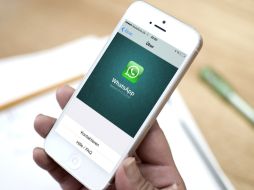 WhatsApp nació en Estados Unidos en 2009 y actualmente tiene unos 450 millones de usuarios mensuales activos. ESPECIAL /