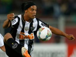 Las posibilidades de Dinho para ir a Brasil 2014 son cada vez más lejanas. AP /