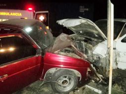 Imagen del accidente entre los dos automotores. ESPECIAL /