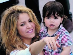 Sonriente. Shakira y Milan disfrutaron de su primera visita a Colombia EFE /