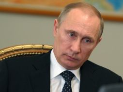 Vladimir Putin advierte a líderes de la UE que es ''sumamente importante evitar una escalada de la violencia'' en Ucrania. AP /