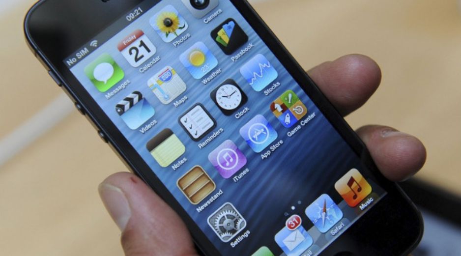 Apple encabeza la lista porque se mantiene al día con nuevos lanzamientos como el iPhone 5S y 5C, según revista ''Fortune''. ARCHIVO /