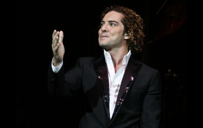 Luego de cuatro años de ausencia, el cantante afirma que busca adaptarse a las nuevas tendencias musicales. ARCHIVO /