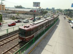 Para este 2014 hay mil 392 millones de pesos de la federación etiquetados para la construcción de la nueva línea de Tren Ligero. ARCHIVO /